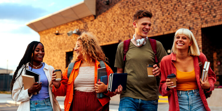 How Virtual Universities Are Transforming Global Education Today